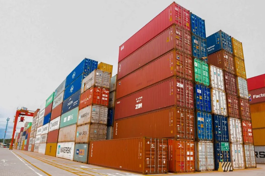 TARIFAÇO: Brasil pode beneficiar US$ 7,8 bilhões em exportações com avanço em negociações tarifárias com os&nbsp;EUA